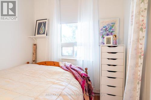 15 Liberty Street, Hamilton, ON - Indoor Photo Showing Bedroom