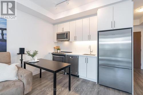 #305 -241 Sea Ray Ave, Innisfil, ON - Indoor Photo Showing Kitchen