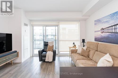 #305 -241 Sea Ray Ave, Innisfil, ON - Indoor Photo Showing Living Room