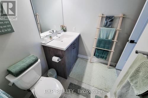#320 -95 Dundas St W, Oakville, ON - Indoor Photo Showing Bathroom