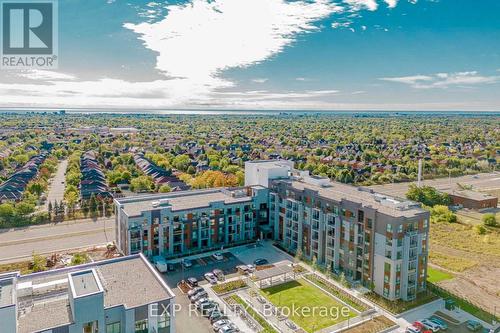 320 - 95 Dundas Street W, Oakville, ON - Outdoor With View