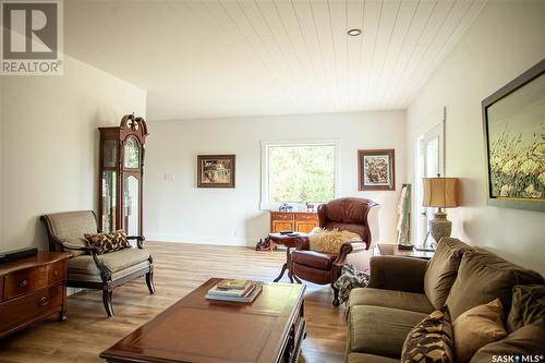 Perlinger Acreage, Montrose Rm No. 315, SK - Indoor Photo Showing Living Room