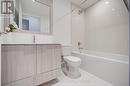 910 - 25 Adra Grado Way, Toronto, ON  - Indoor Photo Showing Bathroom 