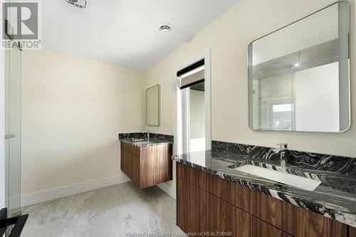 4845 Terra Bella, Lasalle, ON - Indoor Photo Showing Bathroom