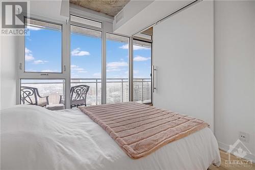 324 Laurier Avenue W Unit#2113, Ottawa, ON - Indoor Photo Showing Bedroom