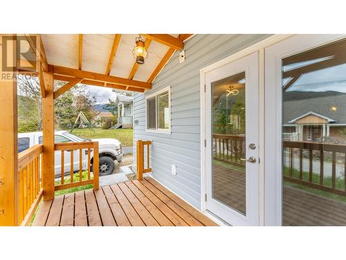 919 Regina Street, Creston, BC - Outdoor With Deck Patio Veranda With Exterior