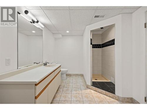 1837 Olympus Way, West Kelowna, BC - Indoor Photo Showing Bathroom