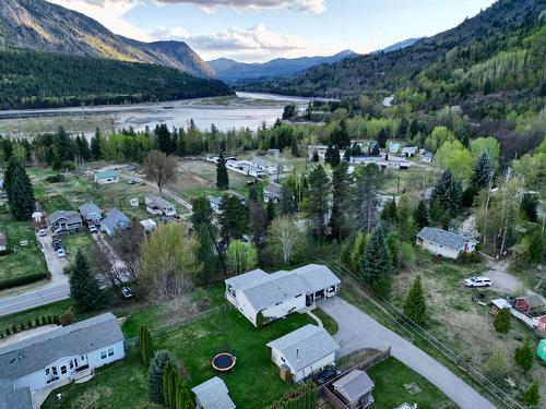 109 12Th Avenue, Genelle, BC - Outdoor With View