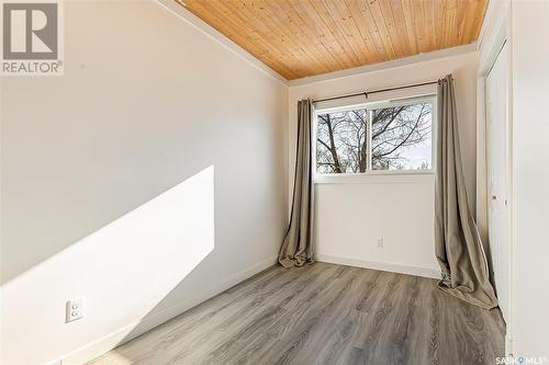 231 Lakeshore Drive, Wee Too Beach, SK - Indoor Photo Showing Other Room