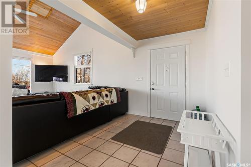 231 Lakeshore Drive, Wee Too Beach, SK - Indoor Photo Showing Bedroom