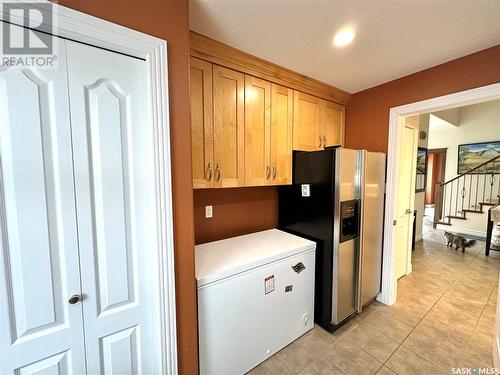 209 Riverbend Place, Battleford, SK - Indoor Photo Showing Laundry Room