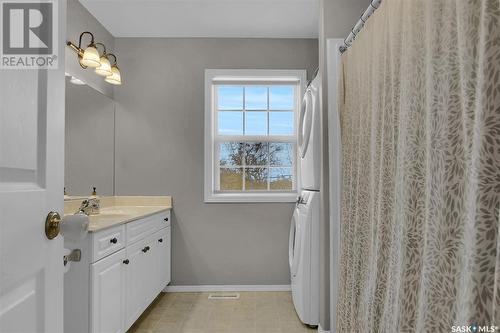 226A Fairchild Avenue, Regina Beach, SK - Indoor Photo Showing Bathroom