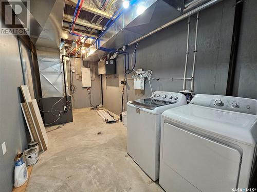 300 2Nd Street E, Meota, SK - Indoor Photo Showing Laundry Room