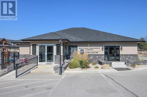 700 Bighorn  Boulevard Unit# 713B, Radium Hot Springs, BC - Outdoor With Facade