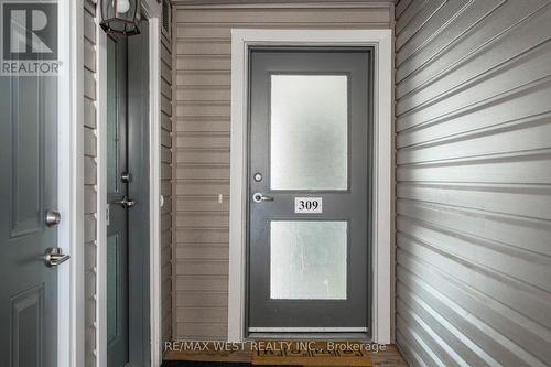 #309 -2 Anchorage Cres, Collingwood, ON -  With Exterior