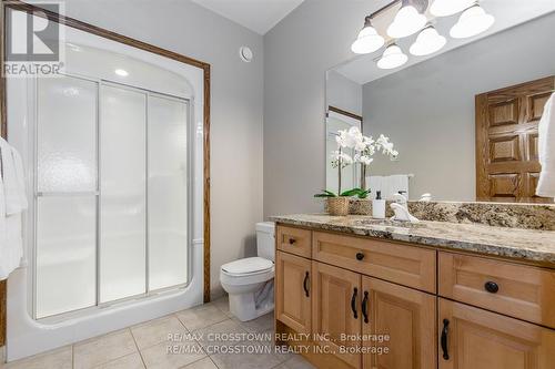 1 Neretva St, Springwater, ON - Indoor Photo Showing Bathroom