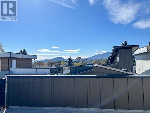 2173 Aberdeen Street, Kelowna, BC - Outdoor With Above Ground Pool