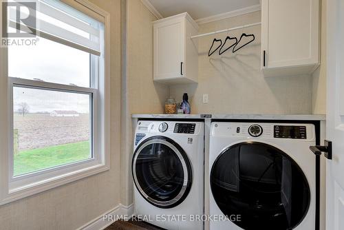 66 Fairview Cres, North Perth, ON - Indoor Photo Showing Laundry Room