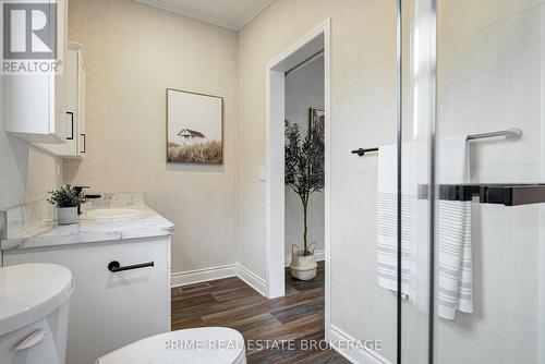 66 Fairview Cres, North Perth, ON - Indoor Photo Showing Bathroom