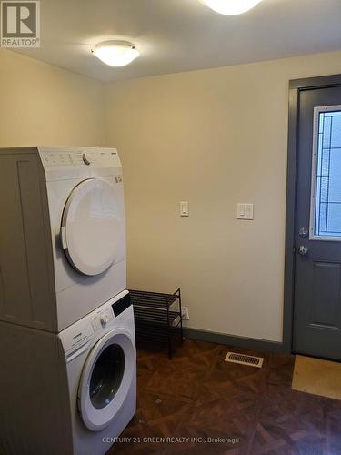 1 S. Fetterly St, Huntsville, ON - Indoor Photo Showing Laundry Room