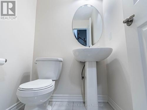 18 Heming Trail, Hamilton, ON - Indoor Photo Showing Bathroom