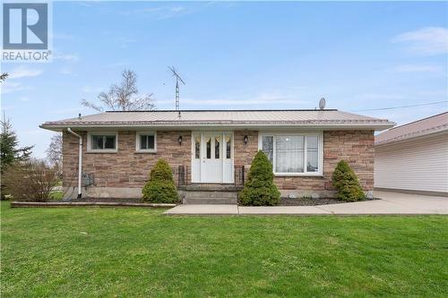 50 Laurier Drive, Morrisburg, ON - Outdoor