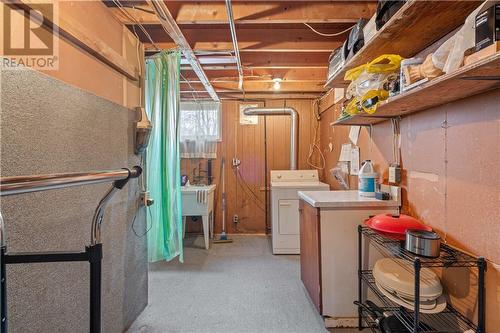 50 Laurier Drive, Morrisburg, ON - Indoor Photo Showing Laundry Room