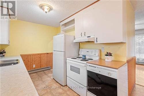 50 Laurier Drive, South Dundas, ON - Indoor Photo Showing Kitchen With Double Sink