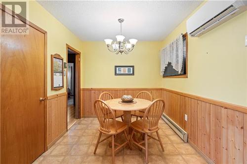 50 Laurier Drive, Morrisburg, ON - Indoor Photo Showing Dining Room