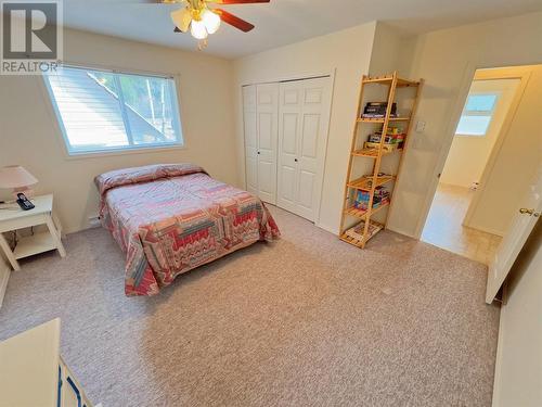 2647 Strathcona Avenue, Coalmont-Tulameen, BC - Indoor Photo Showing Bedroom