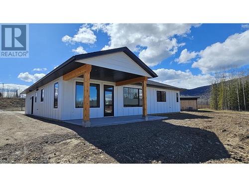 3042 Meadow Place, Smithers, BC - Outdoor