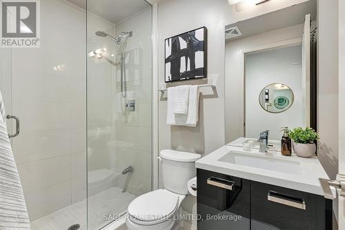 #504 -39 Brant St, Toronto, ON - Indoor Photo Showing Bathroom