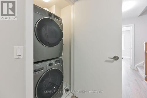 #36 -310 Village Green Sq, Toronto, ON - Indoor Photo Showing Laundry Room