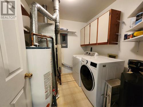 6446 Meadows Drive Unit# 8, Oliver, BC - Indoor Photo Showing Laundry Room