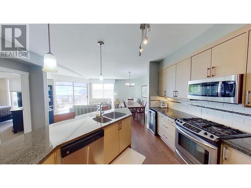 5003 Oleander Drive Unit# 203, Osoyoos, BC - Indoor Photo Showing Kitchen With Stainless Steel Kitchen With Double Sink With Upgraded Kitchen