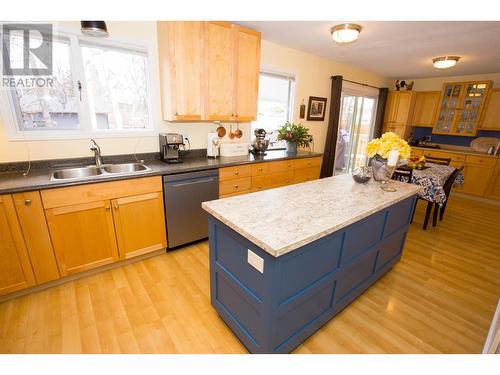 4132 Baker Road, Prince George, BC - Indoor Photo Showing Kitchen With Double Sink