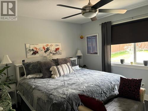 1835 First  Street, Fruitvale, BC - Indoor Photo Showing Bedroom