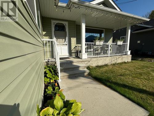 1835 First  Street, Fruitvale, BC - Outdoor With Deck Patio Veranda