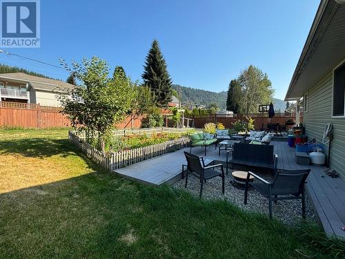 1835 First  Street, Fruitvale, BC - Outdoor With Deck Patio Veranda