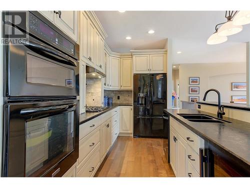6148 Lipsett Avenue, Peachland, BC - Indoor Photo Showing Kitchen With Double Sink