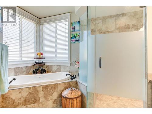 6148 Lipsett Avenue, Peachland, BC - Indoor Photo Showing Bathroom