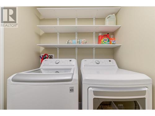 6148 Lipsett Avenue, Peachland, BC - Indoor Photo Showing Laundry Room