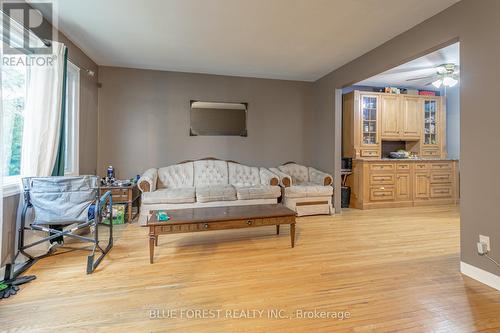 342A Stratton Dr E, London, ON - Indoor Photo Showing Other Room