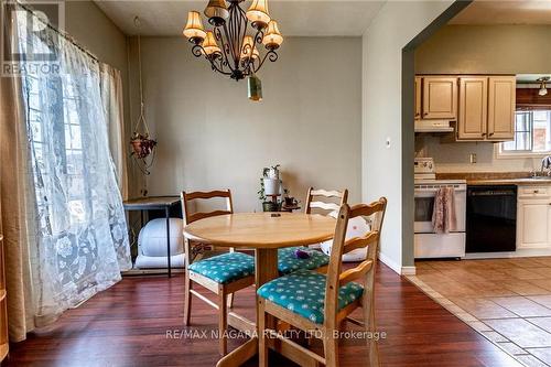 11 King St, Thorold, ON - Indoor Photo Showing Dining Room