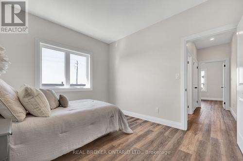 260 Timber Trail Rd, Woolwich, ON - Indoor Photo Showing Bedroom