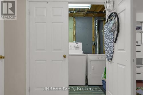 89 Jackson Crt W, Welland, ON - Indoor Photo Showing Laundry Room