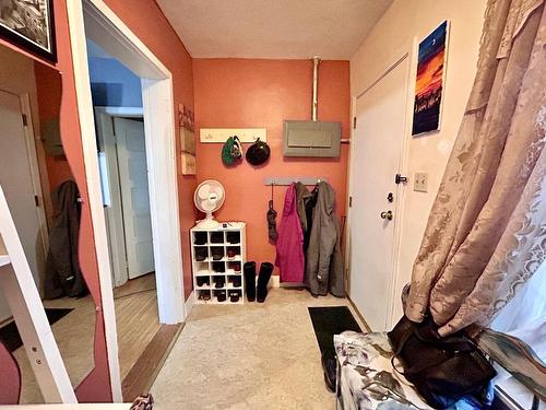 2275 Columbia Avenue, Trail, BC - Indoor Photo Showing Other Room