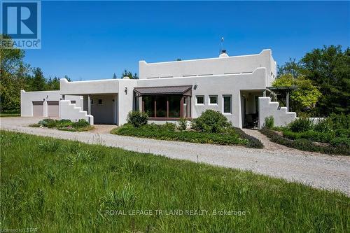 15668 Furnival Road, Southwest Middlesex (Wardsville), ON - Outdoor With Facade