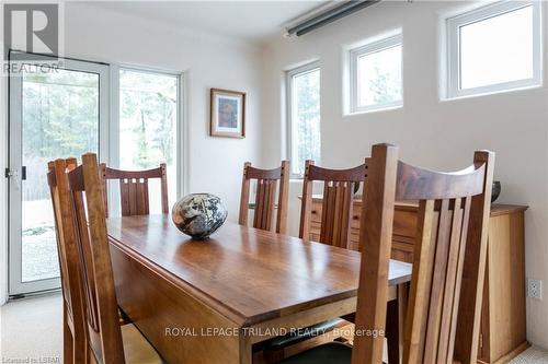 Imported from itso - 15668 Furnival Road, Southwest Middlesex, ON - Indoor Photo Showing Dining Room