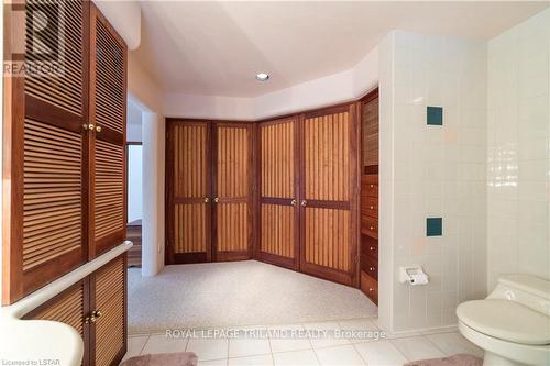 Imported from itso - 15668 Furnival Road, Southwest Middlesex (Wardsville), ON - Indoor Photo Showing Bathroom